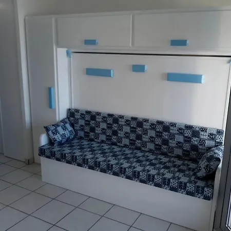 Confortable A Canet-en-roussillon, 24 M², Piscine Partagee